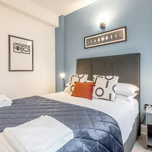 apt-kula-tower-bridge.brighton-hotels-england.com/