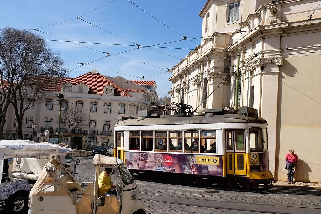 Apartments Uppe Villa Lisboa