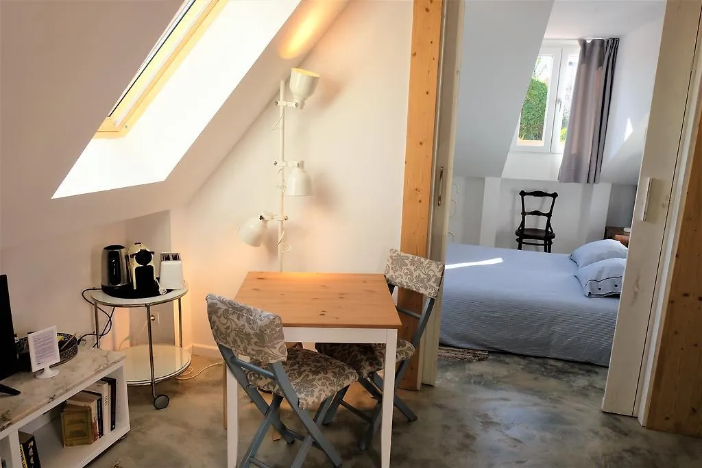 Apartments Uppe Villa Lisboa