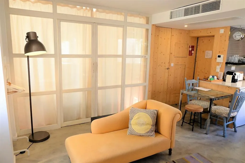 Apartments Uppe Villa Lisboa 0*,