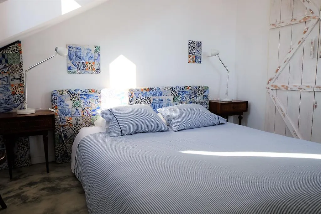 Apartments Uppe Villa Lisboa